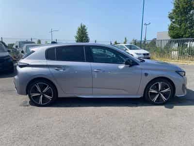 Peugeot 308 1.2 HYBRID 145 GT E-DCS6 (2025) - Foto 4