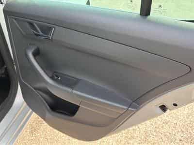 Skoda FABIA 1.0 MPI 75 CLEVER (2019) - Foto 14
