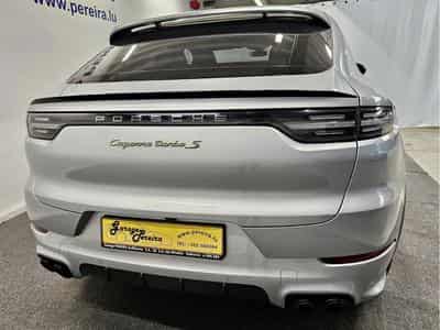 Porsche Cayenne COUPE TURBO S E-HYBRID KERAMIK SPORT PAKET PACK CHRONO (2020) - Foto 4