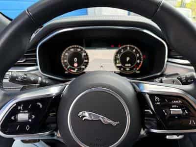 Jaguar F-Pace F-Pace P400 AWD R-Dynamic S (2024) - Photo 12