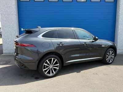 Jaguar F-Pace F-Pace P400 AWD R-Dynamic S (2024) - Photo 3