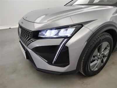Peugeot 408 1.2 Hybrid 145cv e-DCS6 Allure NAVI / FULL LED / CAMERA (2024) - Foto 15