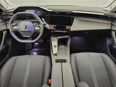 Peugeot 408 1.2 Hybrid 145cv e-DCS6 Allure NAVI / FULL LED / CAMERA (2024) - Foto 8