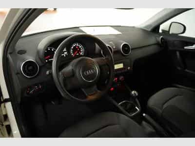 Audi A1 1,4 TFSI Attraction 2.Hand *Xenon *SHZ *Klima (2010) - Foto 5