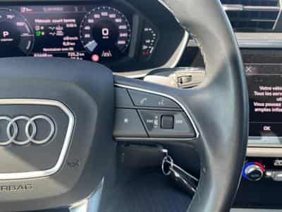 Audi Q3 45 TFSI 245 BUSINESS LINE S TRONIC 6 (2023) - Foto 14