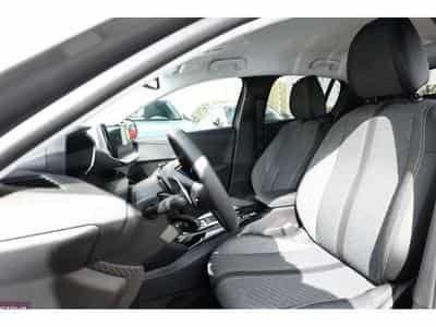 Peugeot 208 208 Hybrid Allure 136 cv Automatique (2025) - Foto 6