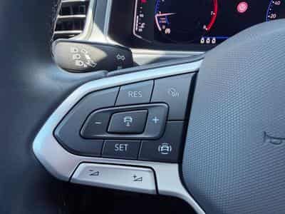 VW T-Roc T-Roc 1.5 TSI /IQ/CAM/CARPLAY/1.HAND/GARANTIE (2025) - Foto 15