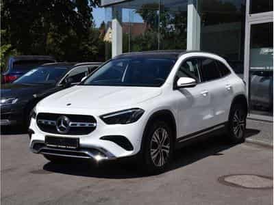 Mercedes GLA 200 CDI Progressive 8G-Tronic PANO CHFF ADD LANE GPS CAM 1° MAIN (2024) - Foto 2