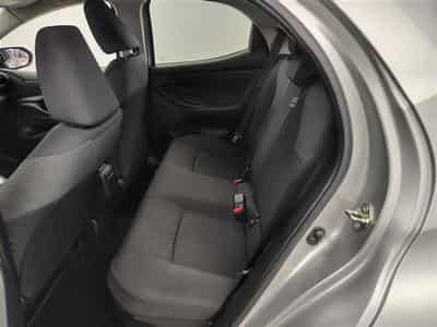 Toyota Yaris 1.5i VVT-i Hybrid E-CVT CARPLAY / CLIM (2025) - Foto 13