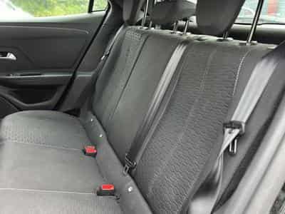Opel MOKKA 1.2 TURBO HYBRID 136 EDITION E-DCT6 (2025) - Foto 11
