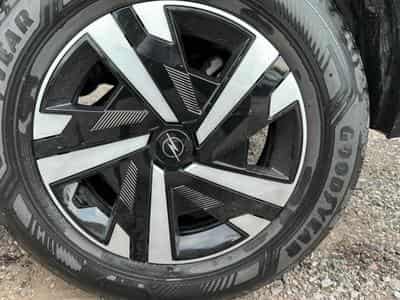 Opel MOKKA 1.2 TURBO HYBRID 136 EDITION E-DCT6 (2025) - Foto 9