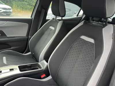 Opel MOKKA 1.2 TURBO HYBRID 136 EDITION E-DCT6 (2025) - Foto 13