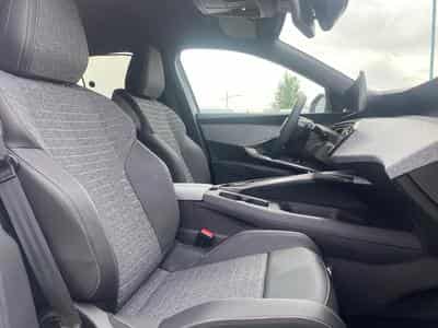 Peugeot 3008 1.2 HYBRID 145 ALLURE E-DCS6 (2025) - Foto 11