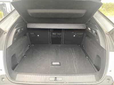 Peugeot 3008 1.2 HYBRID 145 ALLURE E-DCS6 (2025) - Foto 14