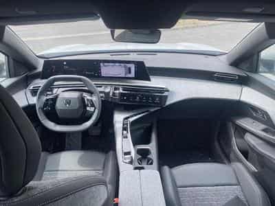 Peugeot 3008 1.2 HYBRID 145 ALLURE E-DCS6 (2025) - Foto 9