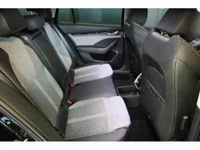 Skoda Octavia Selection (2025) - Foto 10