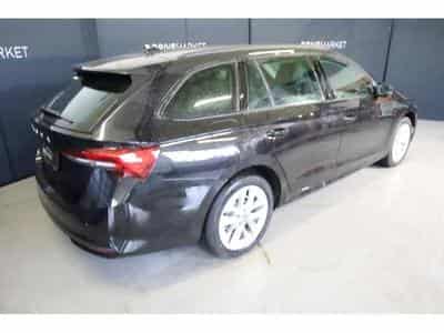 Skoda Octavia Selection (2025) - Foto 3