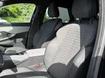 Peugeot 3008 1.2 HYBRID 145 ALLURE E-DCS6 (2025) - Foto 12