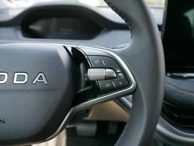 Skoda Elroq 60*ACC*PDC*LED*SHZ*KAMERA*TEMPOMAT*KLIMA*SMARTLINK*EL-HECKKL (2026) - Foto 12