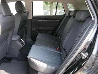 Skoda Elroq 60*ACC*PDC*LED*SHZ*KAMERA*TEMPOMAT*KLIMA*SMARTLINK*EL-HECKKL (2026) - Foto 7