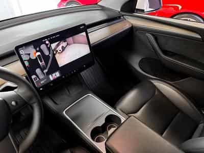 Tesla Model Y RWD (2023) - Foto 12
