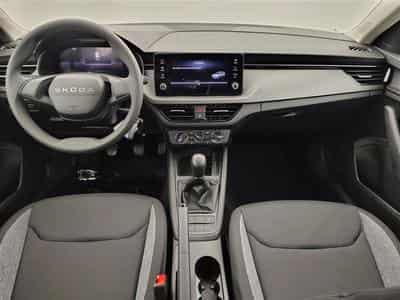 Skoda Scala 1.0 TSI 95cv Clever CARPLAY / FULL LED / PDC AR (2026) - Foto 8