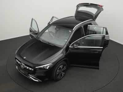 Mercedes GLA 180 Progressive LED+Kamera+EasyPack+Apple (2025) - Foto 14