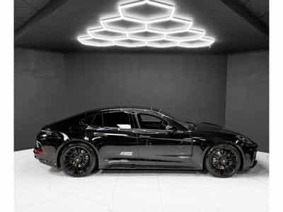 Porsche Panamera 4.0 V8 GTS / 5 SEATS / FULL (2025) - Foto 6