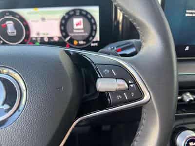 Skoda Kodiaq 2.0 TDI Selection/Komfort-P./AHK/Nav/LED (2024) - Foto 15