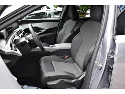 Peugeot 5008 Hybrid 145 Allure e-DCS6 ACC CAM360 JA19 NEUF (2026) - Foto 6