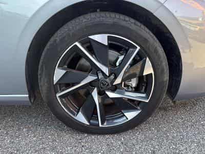 Peugeot 308 1.5 BLUEHDI 130 ALLURE EAT8 (2025) - Foto 7