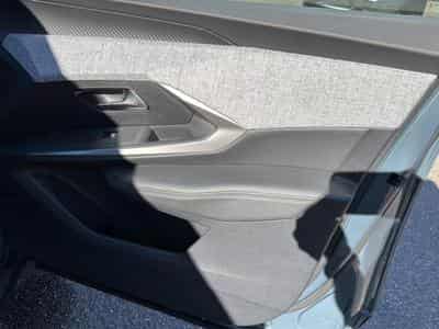 Peugeot 3008 1.2 HYBRID 145 ALLURE E-DCS6 (2025) - Foto 15