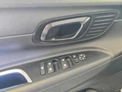 Hyundai i20 48V 1.0T 5D (2021) - Foto 11