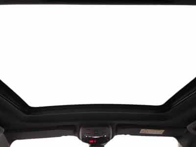 PEUGEOT 2008 e-2008 136ch GT (2022) - Foto 10