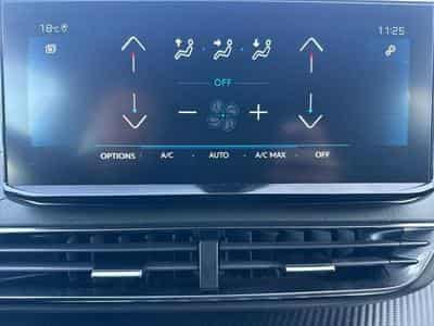 PEUGEOT 3008 1.2 PureTech 130ch S&S Allure Pack (2024) - Foto 10