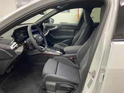 Audi A5 A5 Avant S line TDI quattro 204 CV / 150 kW S tronic (2025) - Foto 3