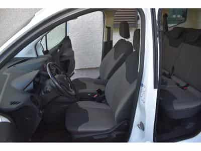 Ford Tourneo Trend 1,5 Duratorq TDCi 5 places Airco (2021) - Foto 10