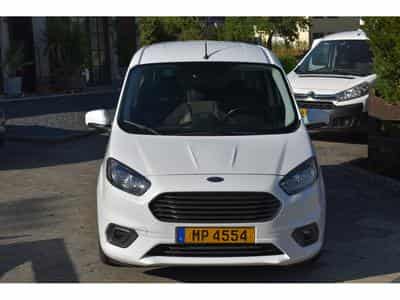 Ford Tourneo Trend 1,5 Duratorq TDCi 5 places Airco (2021) - Foto 2