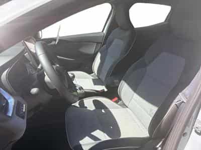 Renault Clio 1.0 Tce Techno (2025) - Foto 8
