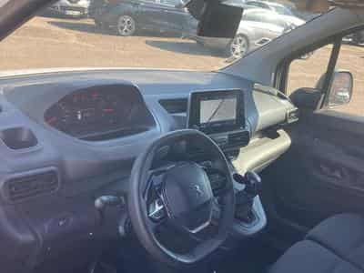Peugeot PARTNER STANDARD 650KG BLUEHDI 100 BVM5 PREMIUM (2019) - Foto 10