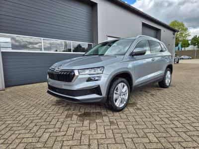 Skoda Karoq 1.5 TSI 150PS (2026) - Foto 1