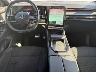 Renault Austral 1.3 TCe MHEV Techno Esprit Alpine160 EDC (2023) - Foto 8
