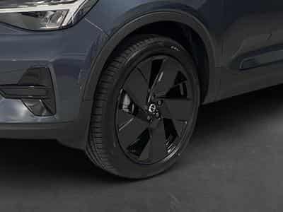 Volvo XC40 Black-Edition Plus (2025) - Foto 4