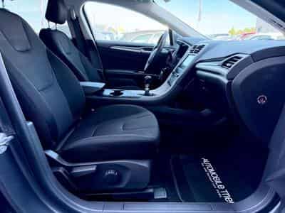 Ford Mondeo Mondeo Turnier Business Edition 2.0 TDCI (2018) - Foto 13
