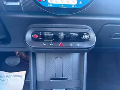 Mini Cooper John Cooper Works Cooper S (2024) - Photo 14