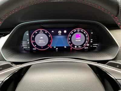 Skoda Octavia RS+DSG+SUEDIA+AHK+Pano+360+Head.up (2025) - Photo 11