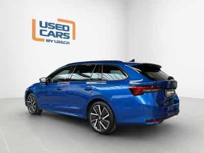 Skoda Octavia Sportline+DSG+Standh.+LM18+AHK+P.Light&View (2025) - Photo 6