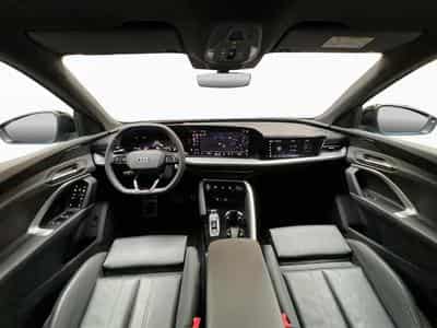 Audi Q5 SB+S-Line+Quatt.+S-Tronic+P.Business+AHK+P.tech+ (2025) - Foto 2