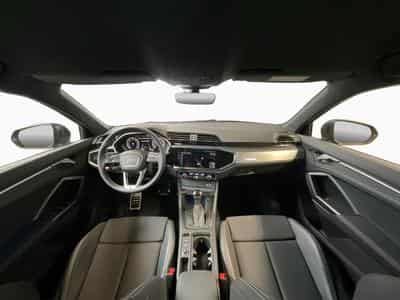 Audi Q3 SB+S-line+35TDI+S-Tronic+P.Premium+Sound+Black-Style (2025) - Foto 2