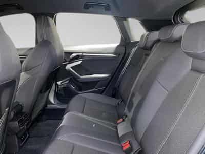 Audi S3 2.0 TFSI S3 S tronic quattro Sportback (2024) - Photo 11
